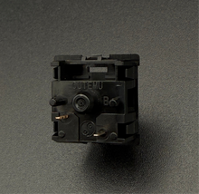 Load image into Gallery viewer, Gazzew and Boba U4 Silent Tactiles