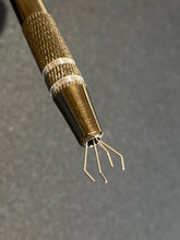 Load image into Gallery viewer, Stem holder