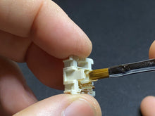 Load image into Gallery viewer, Red sable brush