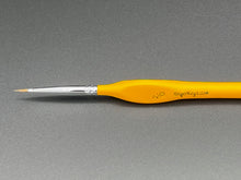 Load image into Gallery viewer, Red sable brush