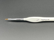 Load image into Gallery viewer, Red sable brush