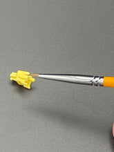 Load image into Gallery viewer, Red sable brush