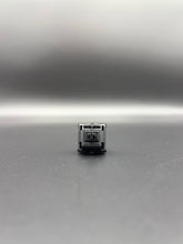 Load image into Gallery viewer, Oil Kings by Gateron