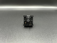 Load image into Gallery viewer, Gazzew and Boba U4T Thocky tactile switches
